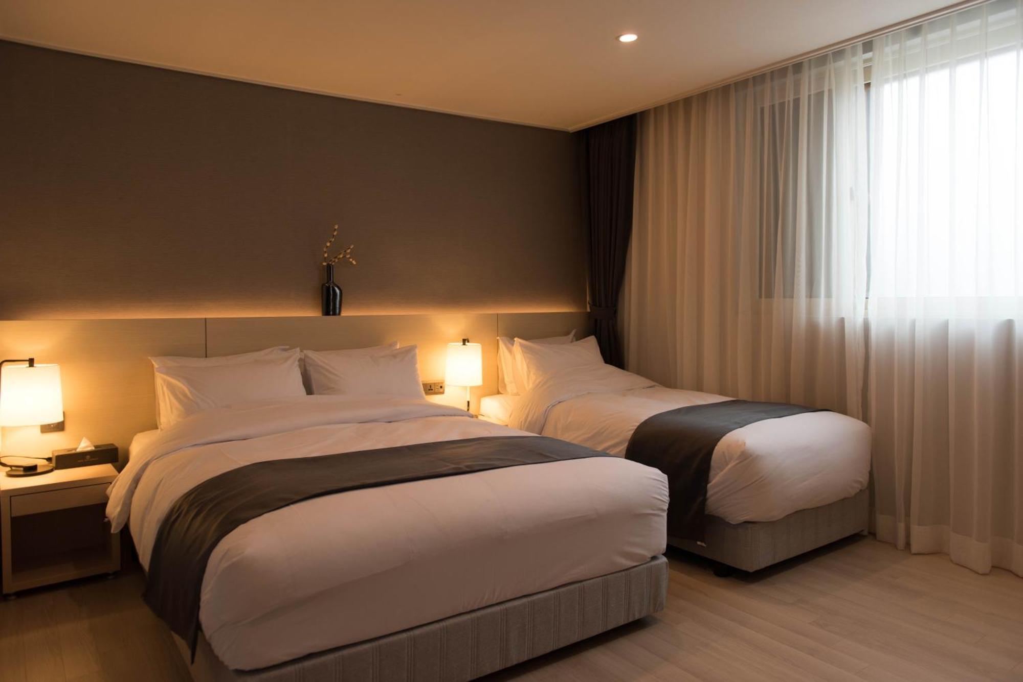 New Donghae Tourist Hotel Extérieur photo