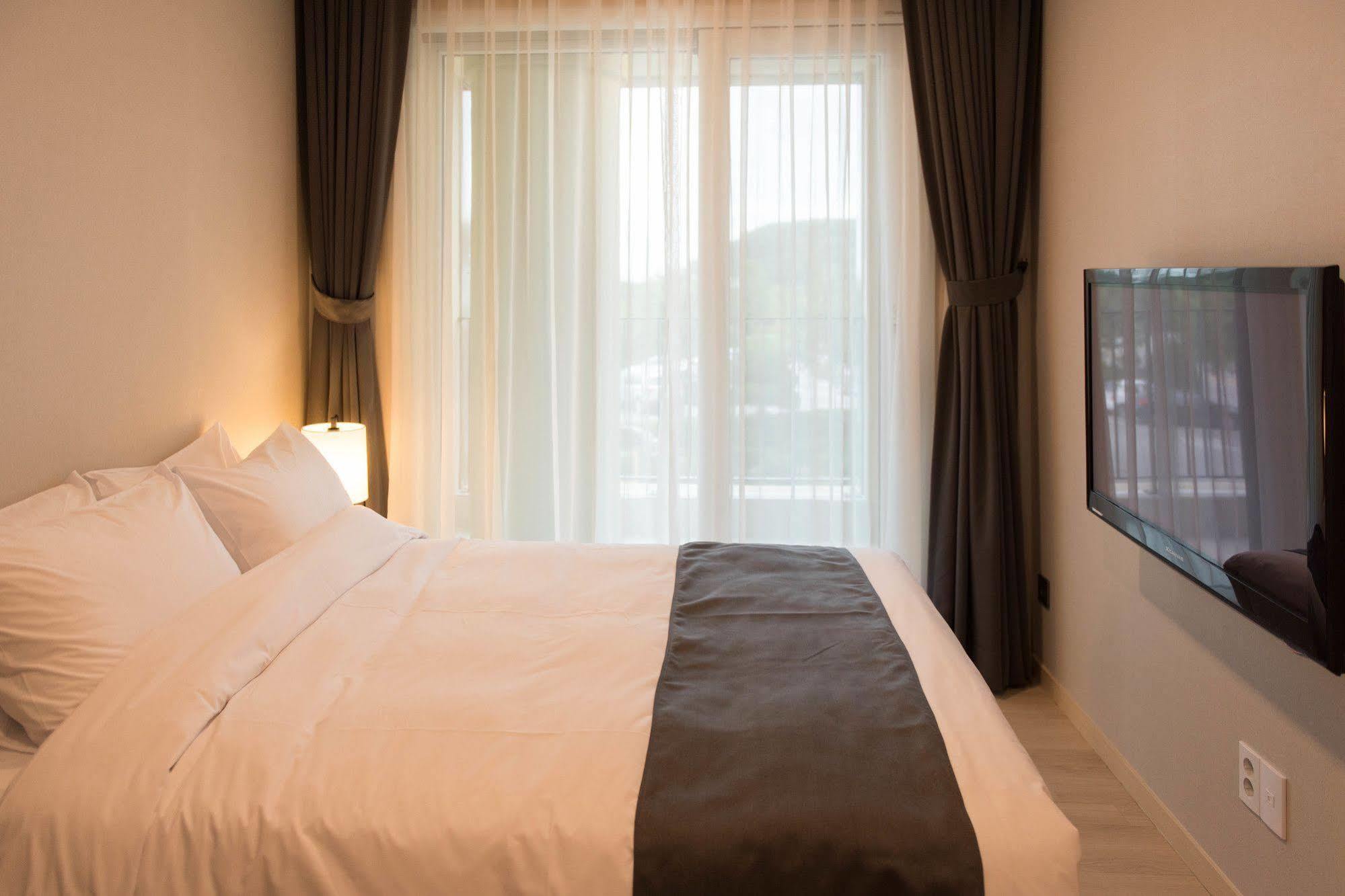 New Donghae Tourist Hotel Extérieur photo
