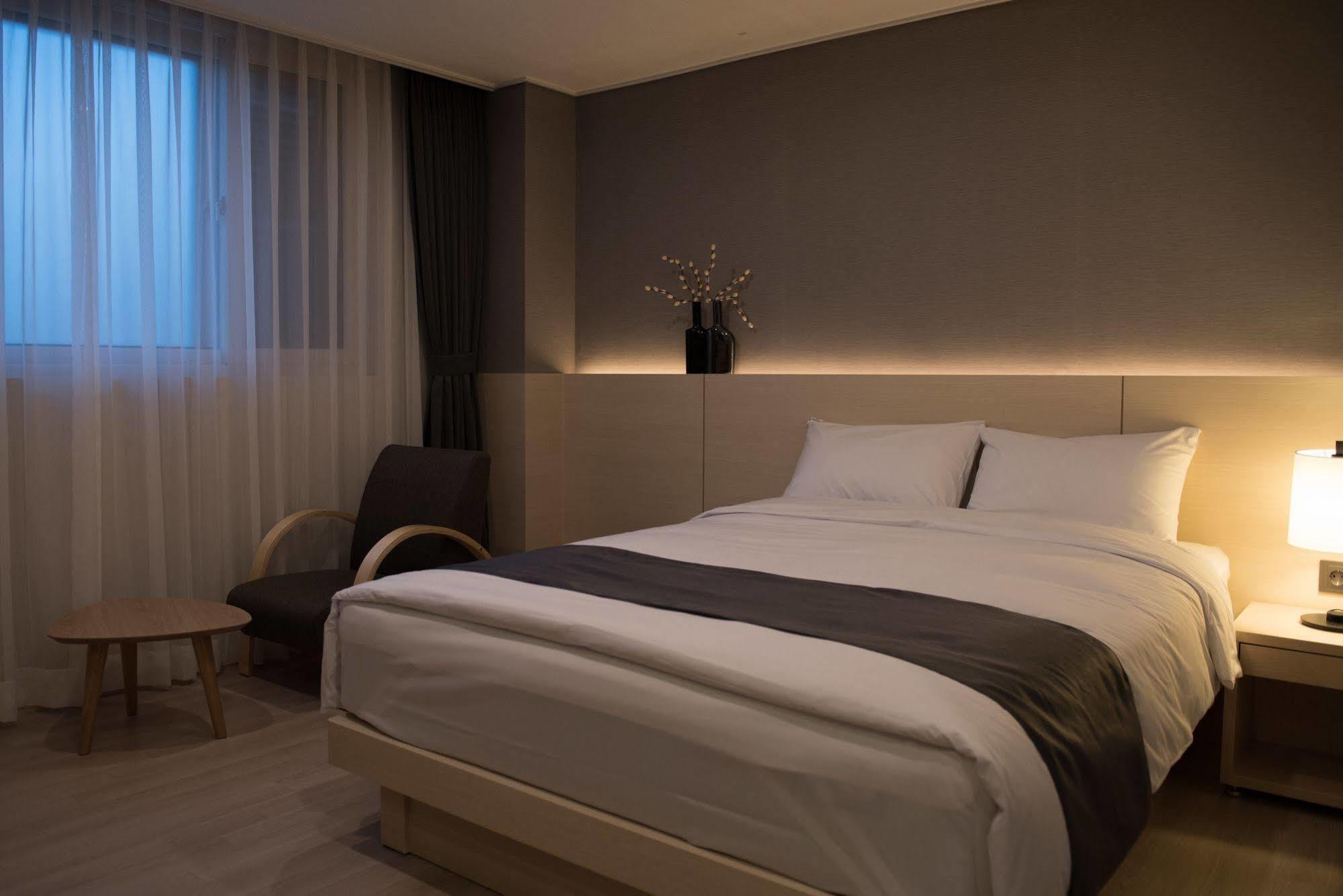 New Donghae Tourist Hotel Extérieur photo